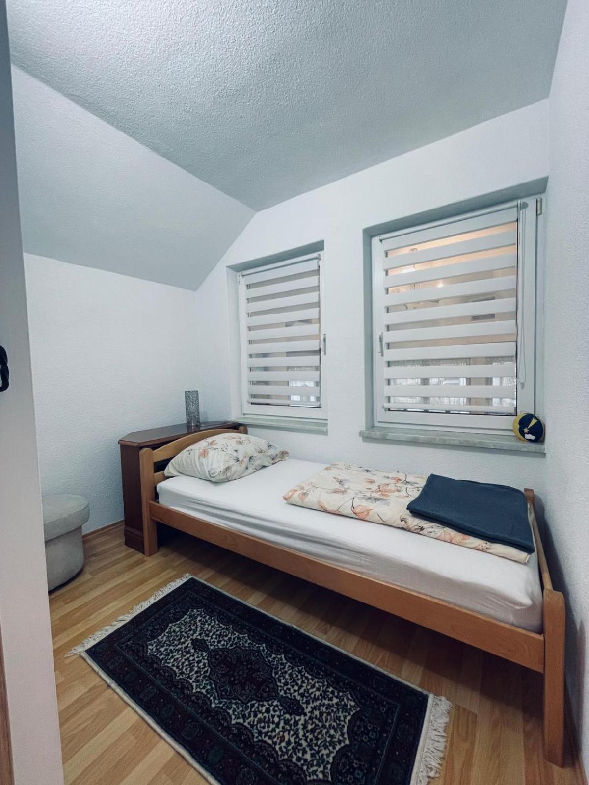 Uspinjaca Apartment ซาราเยโว ภายนอก รูปภาพ